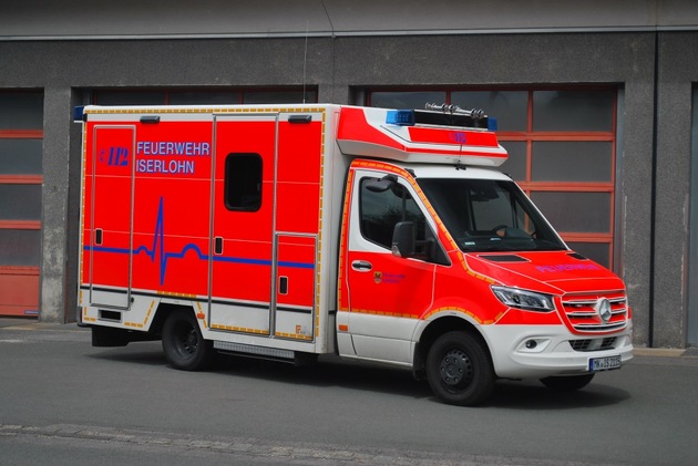 FW-MK: Feuerwehr stellt neuen Rettungswagen in Dienst