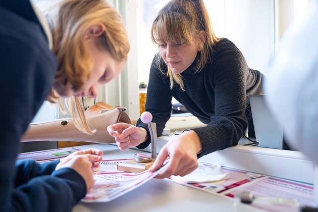 Schüler trainieren KI bei Explore Science in Mannheim (25.-27.06.)