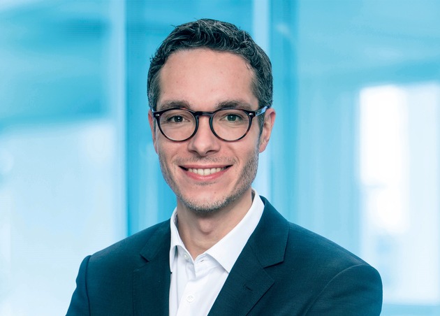 Philipp Schindera von der Deutschen Telekom ist Unternehmenssprecher des Jahres