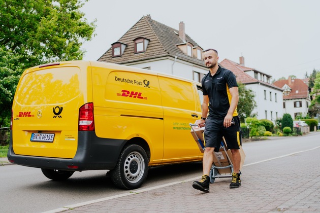 PM: „Green Postal Day“: Weltweit haben die Postunternehmen ihren jährlichen CO2-Gesamtausstoß um fast 40 Prozent seit 2008 reduziert / PR: Green Postal Day: Postal companies worldwide have reduced their total annual CO2 emissions by nearly 40% since