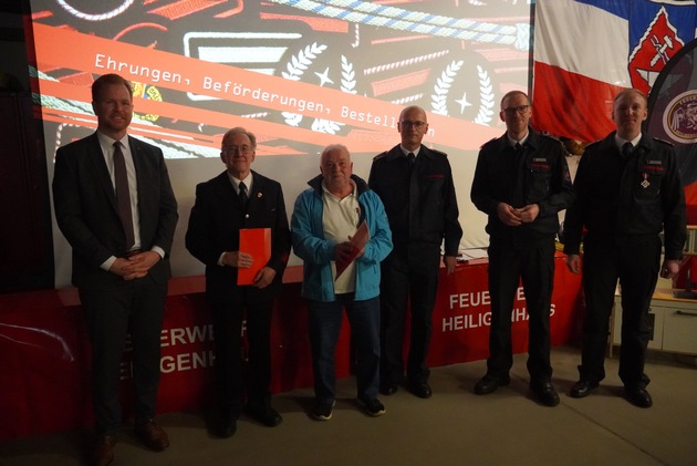 FW-Heiligenhaus: Feuerwehr Heiligenhaus blickt auf das vergangene Jahr 2025 zurück