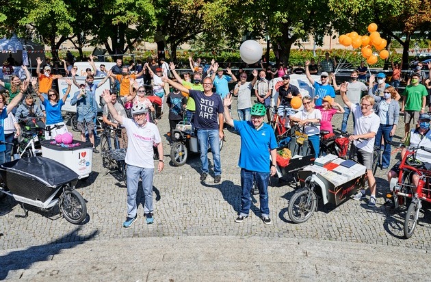 Initiative RadKULTUR: Land Baden-Württemberg fördert Lastenräder / Die Initiative RadKULTUR zeigt, wie Unternehmen in Baden-Württemberg mit dem Lastenrad aufsatteln