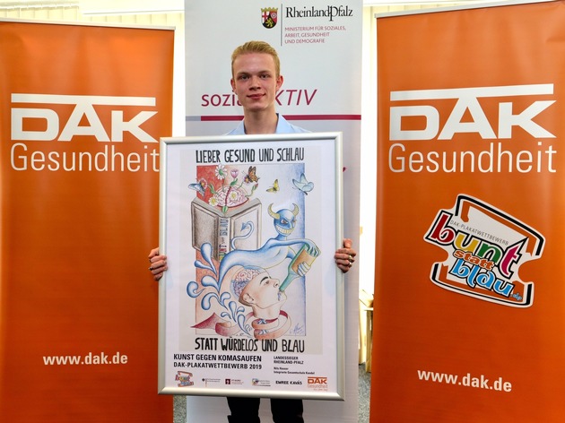 Jetzt mit Foto ! bunt statt blau: Nils Hauser aus Kandel gewinnt DAK-Plakatwettbewerb gegen Rauschtrinken in Rheinland-Pfalz