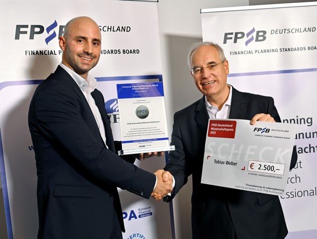 Pressemeldung des FPSB Deutschland: „Wissenschaftspreis 2025: FPSB Deutschland zeichnet Masterarbeiten aus den Themenfeldern Private Banking und finanzielle Allgemeinbildung aus&quot;