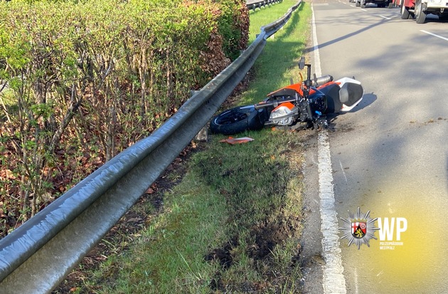 POL-PDKL: Unfall: 17-J&auml;hriger schwer verletzt