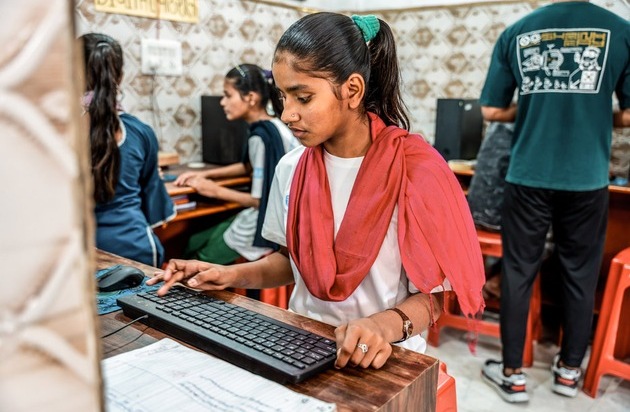 SOS-Kinderdörfer weltweit e.V.: Tag der Weltbevölkerung am 11. Juli: Stärkung von Frauenrechten wichtiger als Reglementierung der Geburtenrate