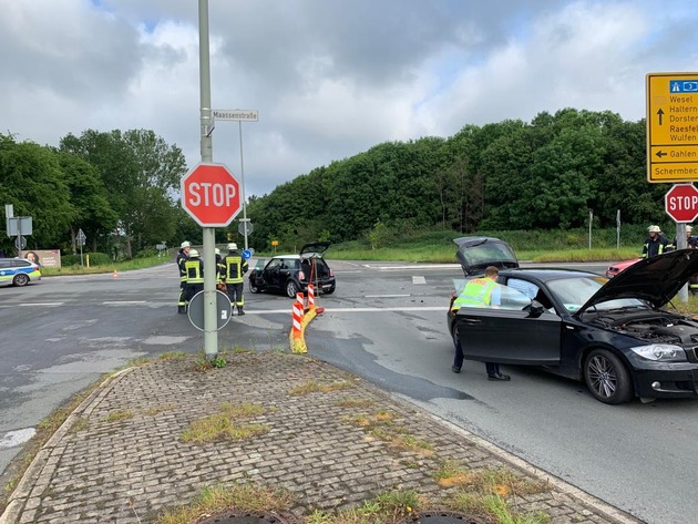 FW-Schermbeck: Verkehrsunfall sorgte für Einsatz am Montagmorgen