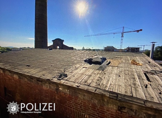 POL-PPWP: Kupferdiebstahl - Dach abgedeckt