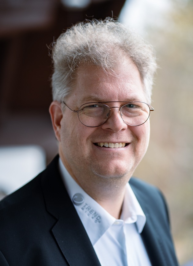 Pressemitteilung: Neues Whitepaper von Trend Micro erklärt rechtliche Fallstricke beim Einsatz von KI