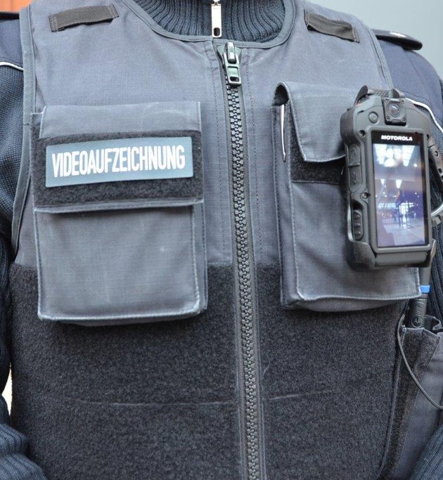 BPOL-KI: Bundespolizisten in Kiel starten Einsatz der Bodycam im Streifendienst