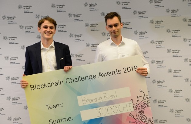 BearingPoint AG: Blockchain Challenge 2019: BearingPoint holt gemeinsam mit Studenten Auszeichnung