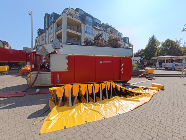 FW Mechernich: Feuerwehr Stadt Mechernich präsentiert sich auf dem Brunnenfest