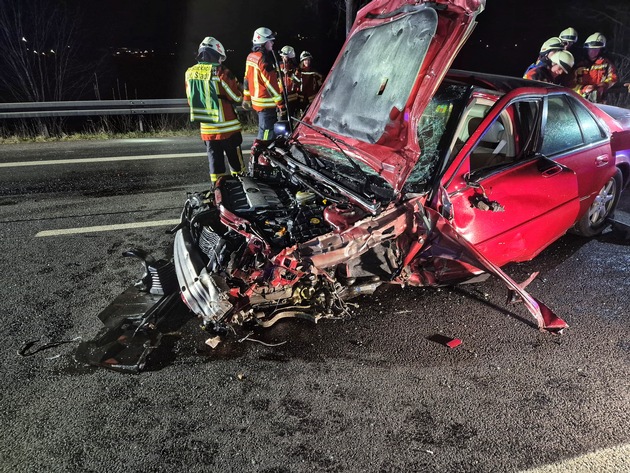 FW Stockach: Verkehrsunfall auf der Autobahn
