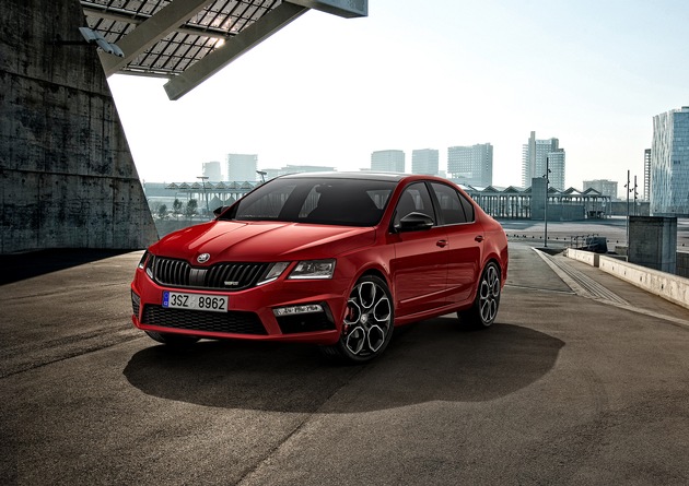 SKODA OCTAVIA RS 245 - Premiere für den neuen Topsportler der Baureihe (FOTO)