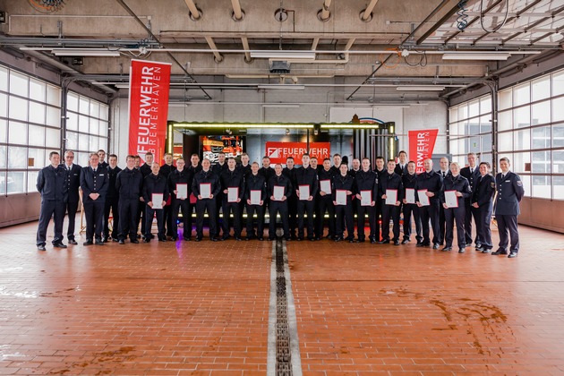 FW Bremerhaven: 19 Neueinstellungen bei der Feuerwehr Bremerhaven