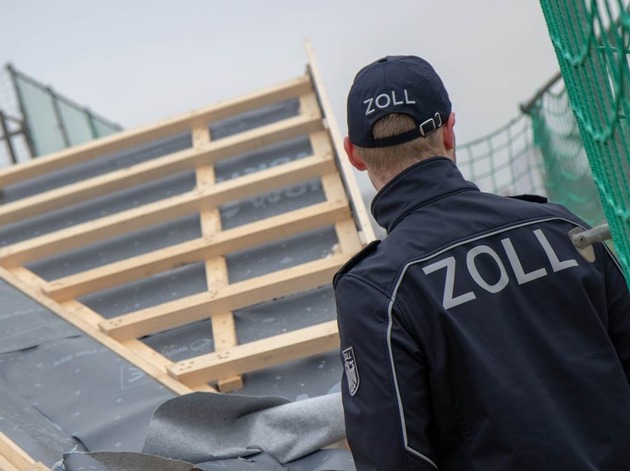 HZA-DD: Zoll prüft Bauvorhaben im Raum Leipzig/ Viele Arbeiter ohne gültige Aufenthalts- oder Arbeitserlaubnis