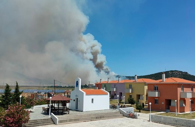 SOS-Kinderdörfer weltweit Hermann-Gmeiner-Fonds Deutschland e.V.: Waldbrände in Griechenland: SOS-Kinderdorf Alexandroupolis evakuiert - Feuer keine 300 Meter entfernt