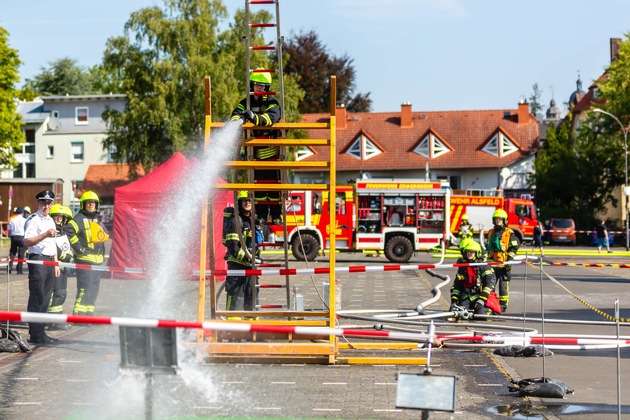 Feuerwehr MTK: Spannende Wettkämpfe: Feuerwehr Eddersheim und Jugendfeuerwehr Hattersheim bei Hessischer Feuerwehrleistungsübung und Bundeswettbewerb