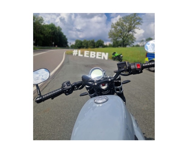POL-SI: Motorradsonderkontrollen - #LEBEN in der Applauskurve -#polsiwi