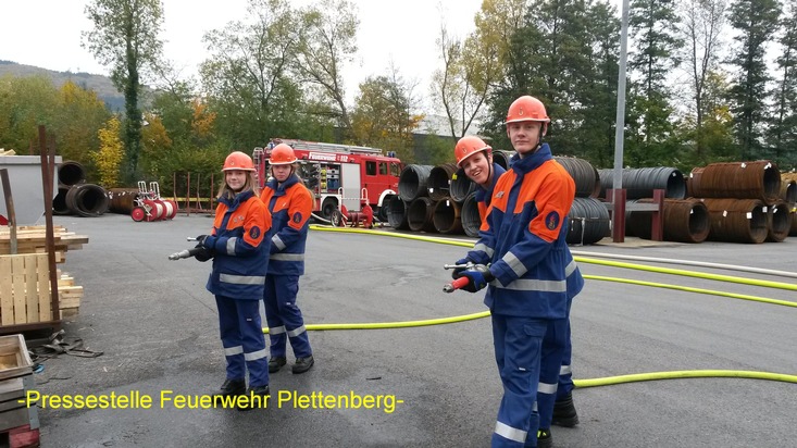 FW-PL: Berufsfeuerwehrtag der Jugendfeuerwehr Plettenberg an der Feuer- und Rettungswache am Wall