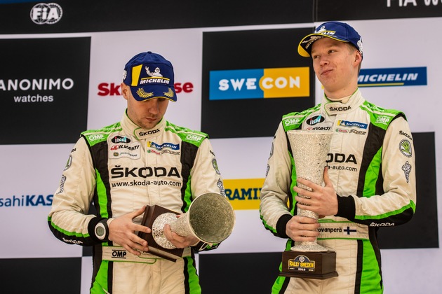 Rallye Schweden: Kalle Rovanperä und SKODA erobern Tabellenrang zwei in WRC 2 Pro-Kategorie (FOTO)