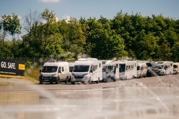 ADAC kürt Camper des Jahres in Rheinland-Pfalz +++ Aktionen rund um Verkehrssicherheit beim ADAC Safety Day am Nürburgring