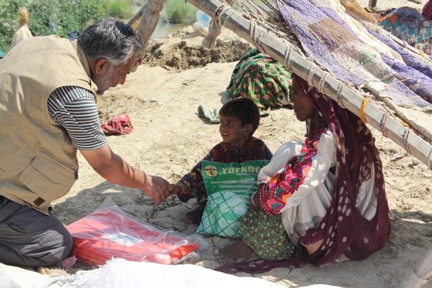 Flut Südasien: &quot;Eine Katastrophe epischen Ausmaßes&quot; / Hilfsorganisationen benötigen Geld für Ausweitung der Hilfe