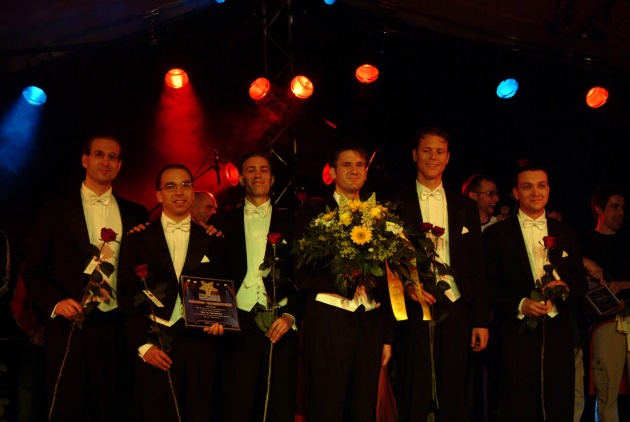 &quot;Six in Harmony&quot; gewinnt PRIX WALO-SPRUNGBRETT vom Donnerstag, 16. Juni 2005, anlässlich des Eidgenössischen Jodlerfestes in Aarau