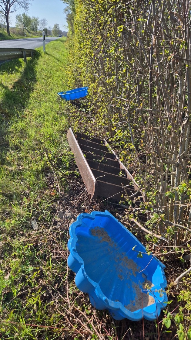 POL-NMS: 20260424-3-PDNMS-Illegale M&uuml;llentsorgungen in Felm und Altenholz