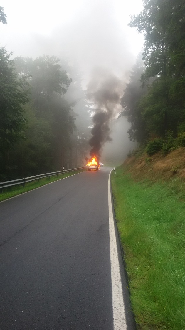 POL-PDMY: Brand eines Oldtimer-Porsche - Sachschaden 150.000-200.000 Euro