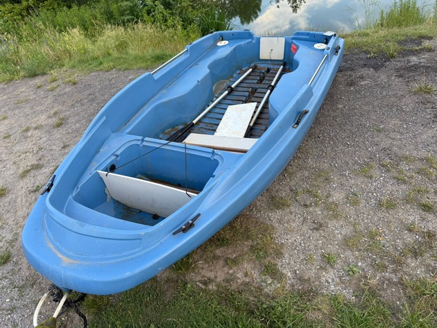 POL-HAM: Eigentümer gesucht: Wem gehört dieses Boot?