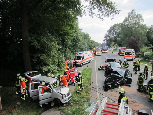 POL-WL: Trelde - Schwerer Verkehrsunfall