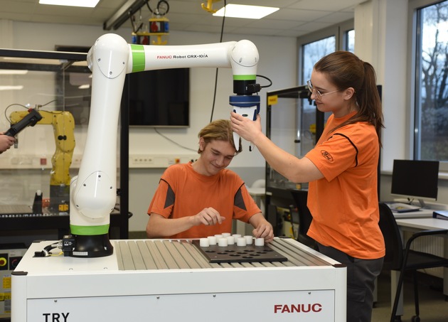 154 junge Menschen starten ihre Ausbildung bei den Ford-Werken