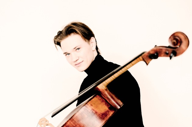 Arne Jesper Zeller ist "SWR Kultur New Talent 2026" / Dreij&auml;hrige F&ouml;rderung f&uuml;r Cellisten aus Rheinland-Pfalz / Deb&uuml;t als SWR Kultur New Talent beim Auftaktkonzert der Schwetzinger SWR Festspiele