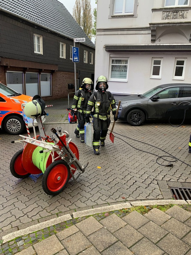 FW-EN: Wetter - Brand im Gebäude