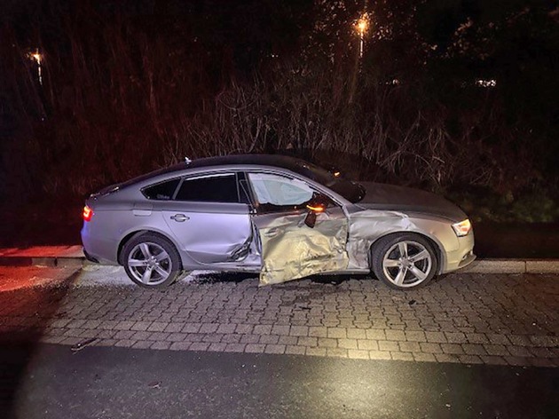 POL-MK: Nach mutmaßlichem Rennen: Autos und Führerscheine sichergestellt