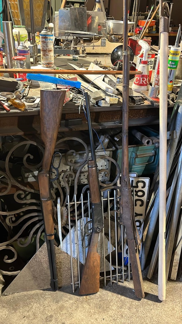 POL-W: SG Waffenfund nach Hinweis - Gemeinsame Presseerklärung von Staatsanwaltschaft und Polizei Wuppertal