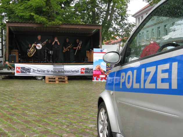POL-HI: Verkehrssicherheitsinitiative (VSI) 2020
1. Landesweiter Verkehrssicherheitstag der Polizei des Landes Niedersachsen in Alfeld