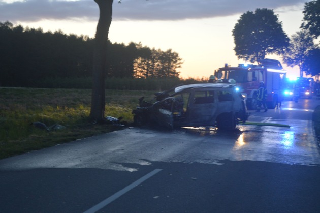 POL-STD: 26-jähriger Peugeotfahrer bei Unfall schwer verletzt