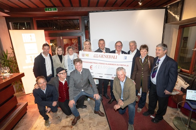 Skikaiser Franz Klammer feiert mit Sportlegenden 50 Jahre Olympiasieg&acute;76