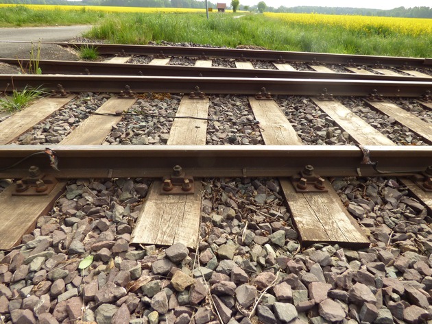 POL-CE: Wardböhmen - Bahnsignalanlage beschädigt