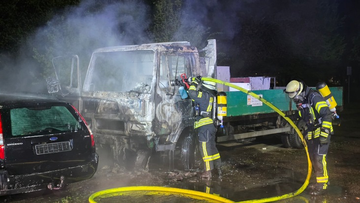 FW Celle: Lkw-Brand