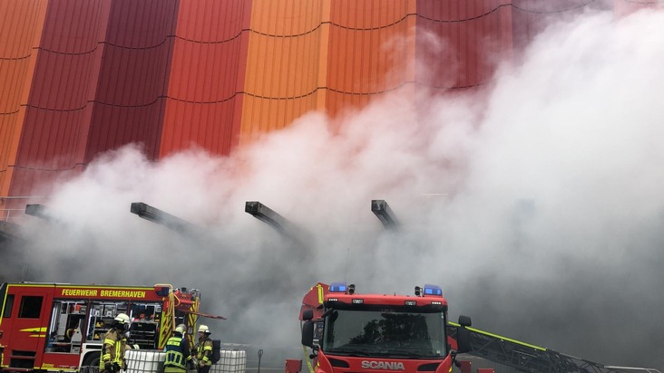 FW Bremerhaven: Pressebericht zum Brandeinsatz vom 11.06.2020 bei den Bremerhavener Entsorgungsbetrieben.