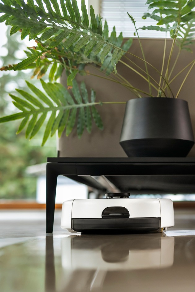 Pressemitteilung: Intelligenter Wischroboter RCF 3 von Kärcher