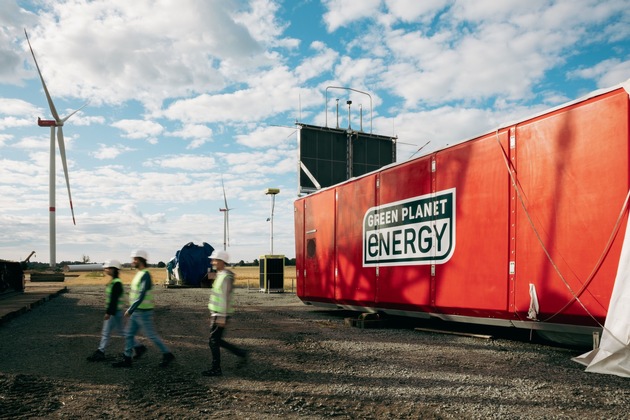 Green Planet Energy wächst weiter und investiert kräftig in Wind-, Solar- und Energiewendeprojekte