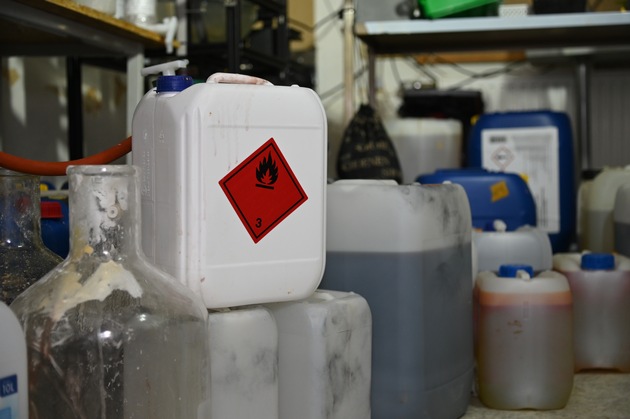 POL-E: Essen: Polizei entdeckt Drogenlabor - zwei Tatverd&auml;chtige festgenommen