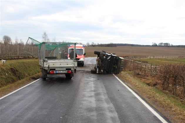 POL-PDMY: Grafschaft-Birresdorf
Verkehrsunfall mit verletztem Mitfahrer