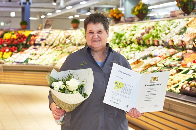 Presse-Information: E-Center Mannheim-Neuostheim feiert Betriebsjubil&auml;um