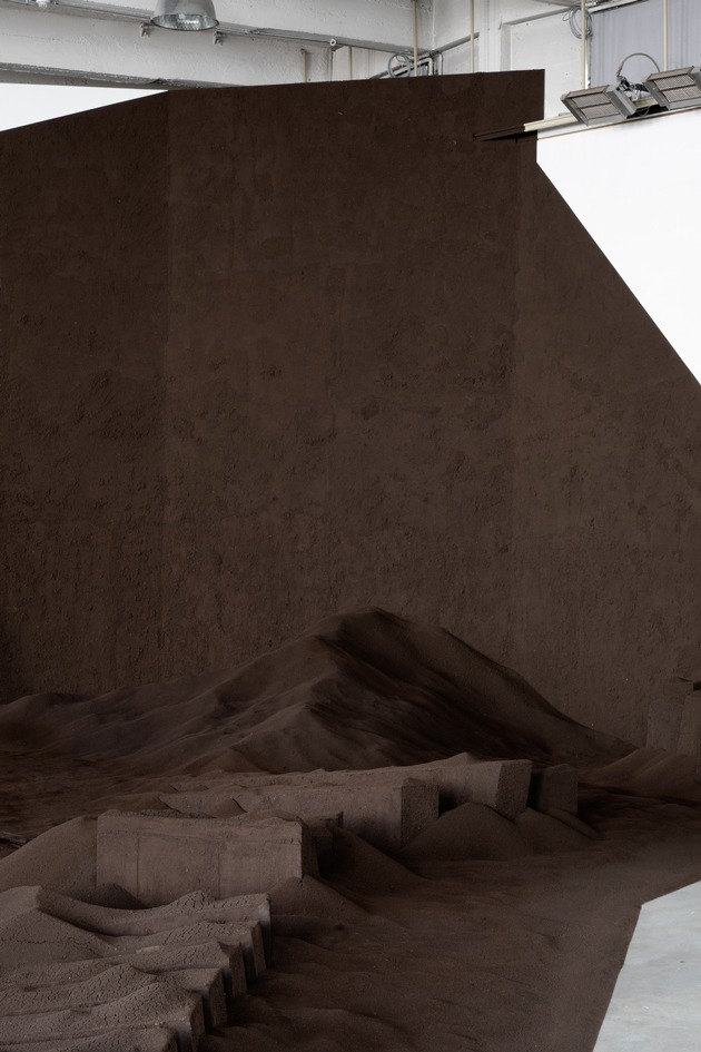 Delcy Morelos Debuts First Solo Exhibition in Switzerland