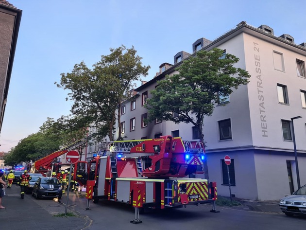 FW-GE: Ergänzung zur Pressemitteilung von 08:12 Uhr, ausgedehnter Wohnungsbrand in Bulmke-Hüllen